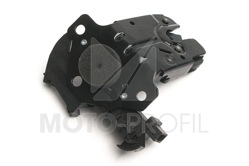 Ilustracja XXX 8P4827505D VARIOUS SUPPLIERS ZAMEK TYLNEJ KLAPY VAG